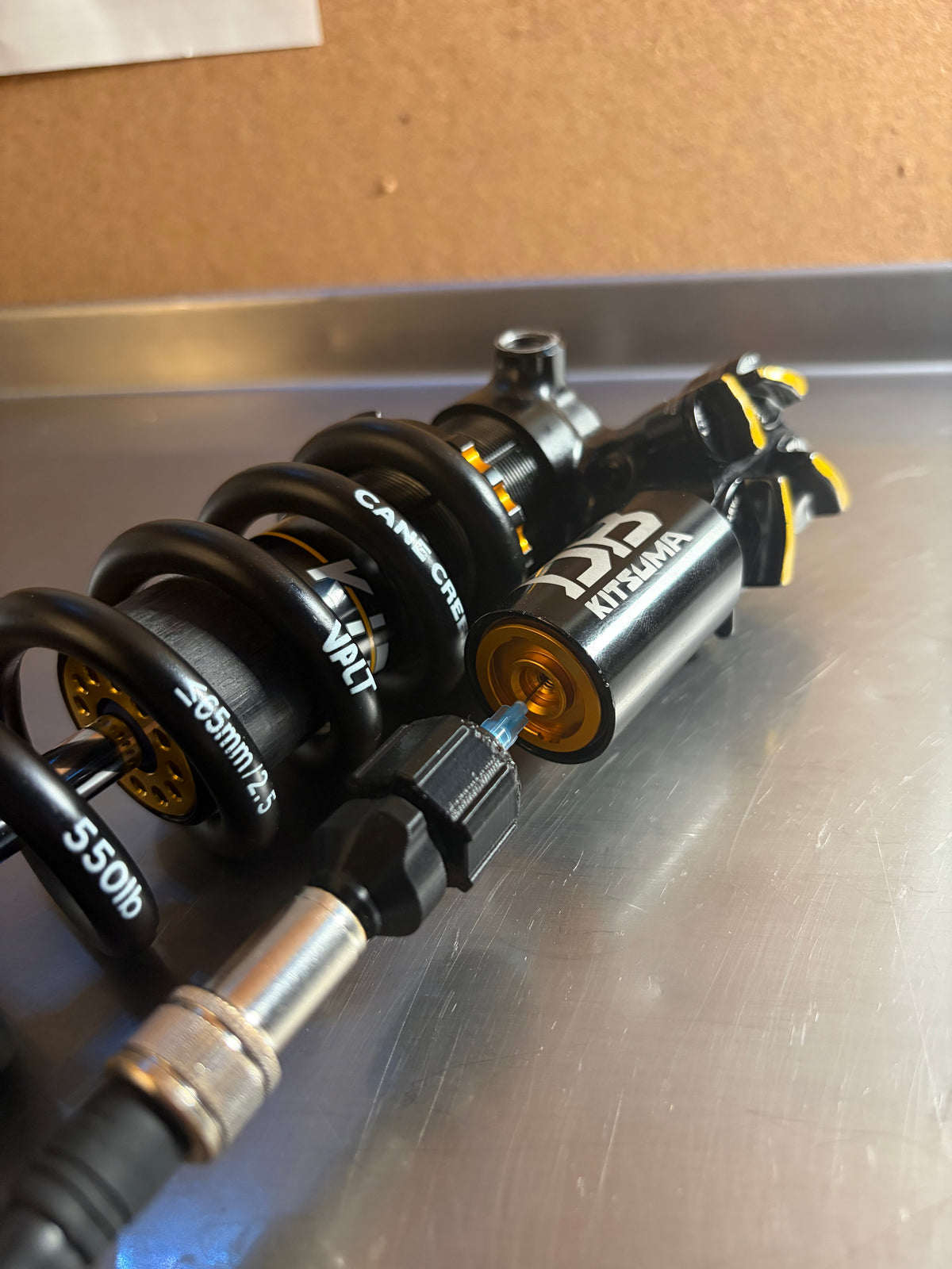 Adaptateur à aiguille pour pompe à shock | Pressurisation IFP et bladder
