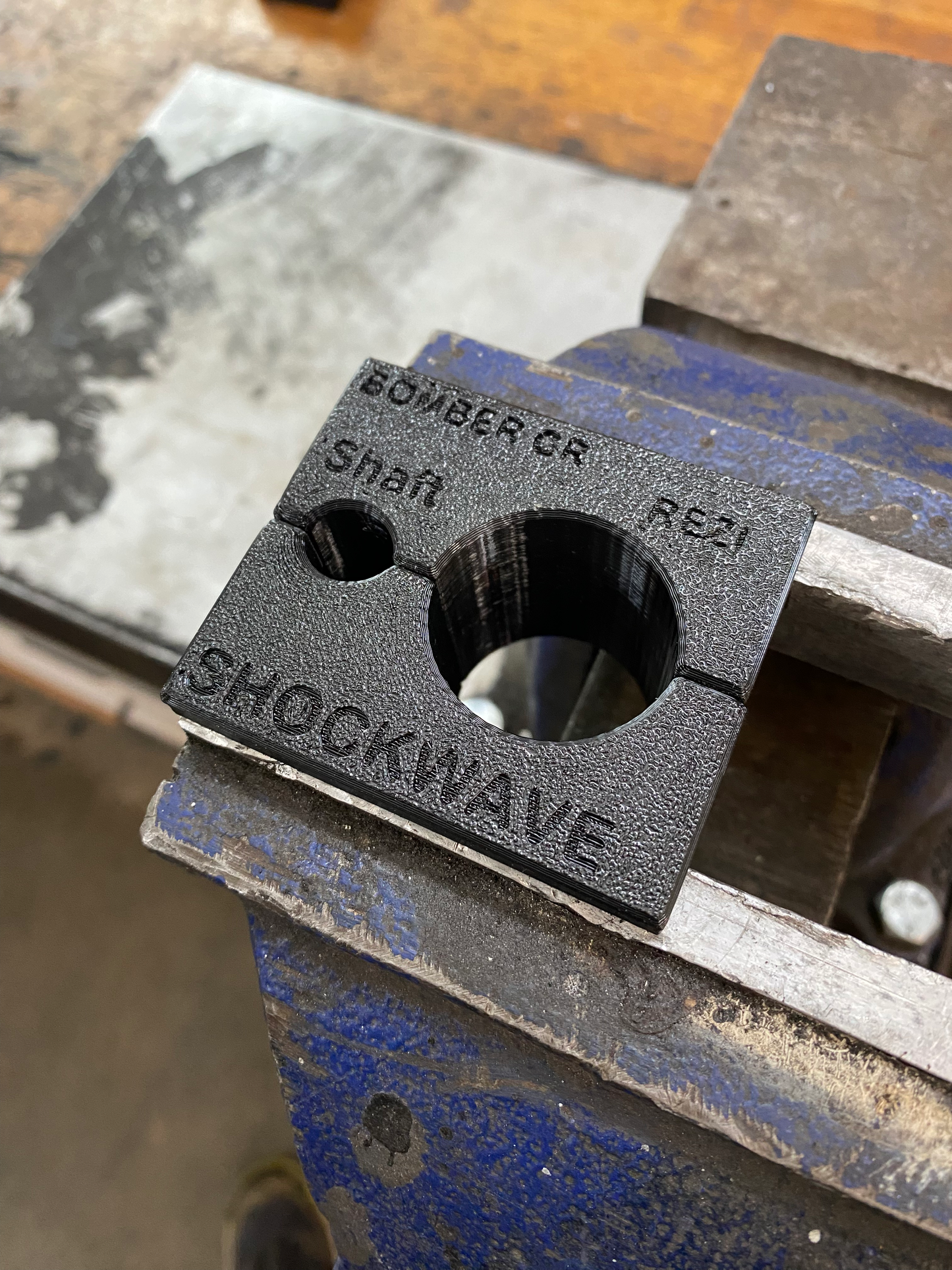 Home mechanic Cheap quality tools tested in Quebec for mountain bike suspension made by shockwave parts. Shockwave 3D printed tools.