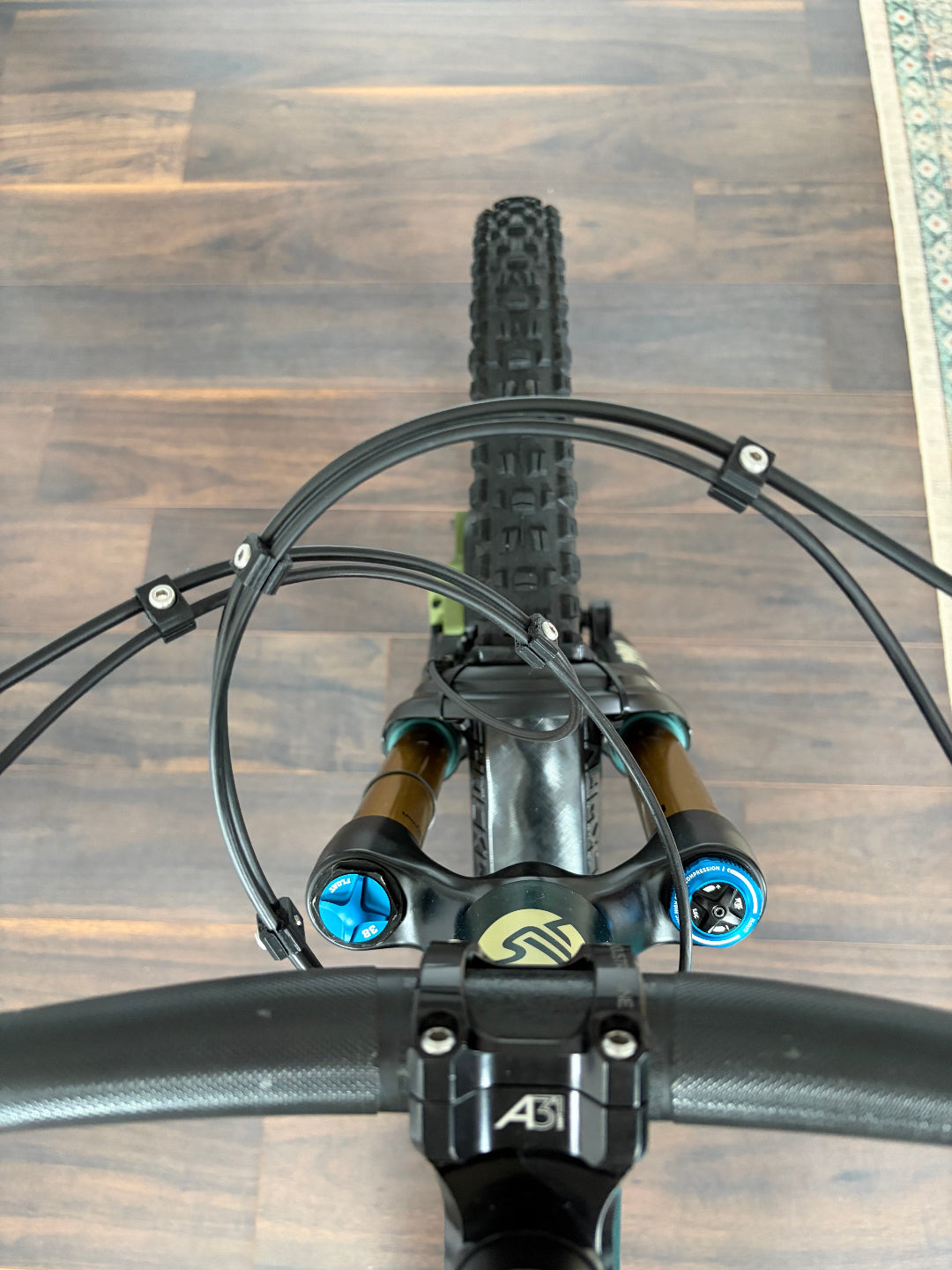 Shockwave Line Guides | Cockpit Hose Clamps