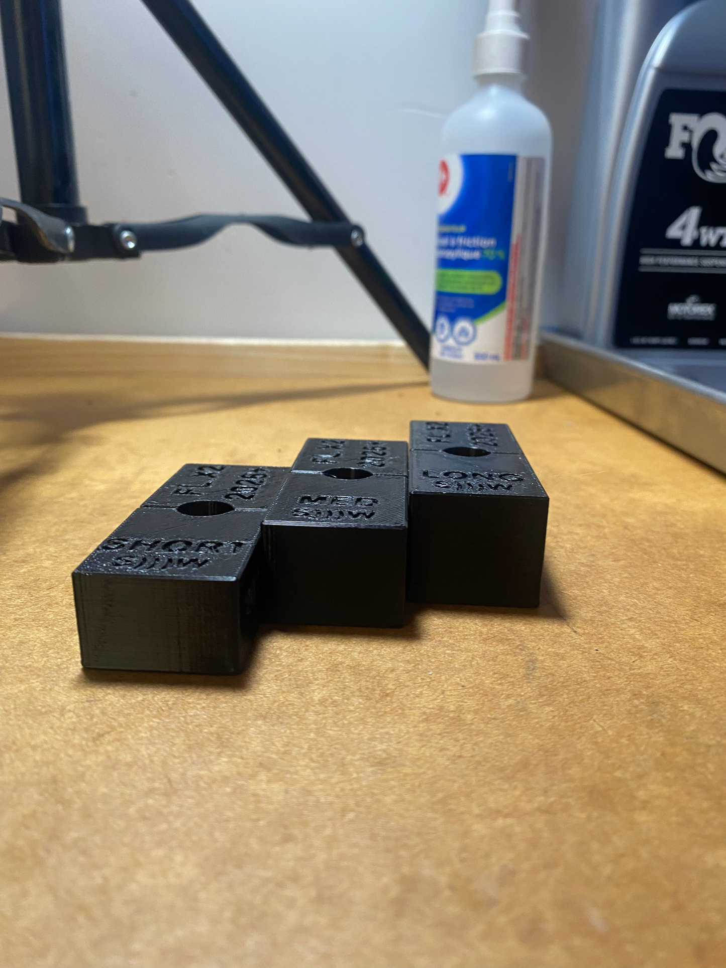 Home mechanic Cheap quality tools tested in Quebec for mountain bike suspension made by shockwave parts. Shockwave 3D printed tools.