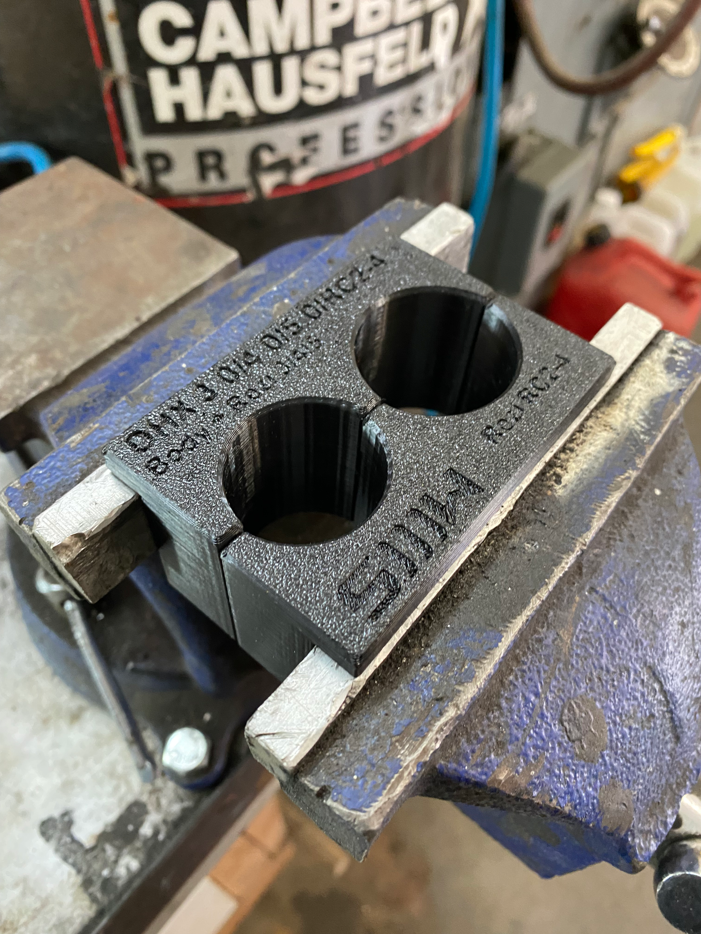Home mechanic Cheap quality tools tested in Quebec for mountain bike suspension made by shockwave parts. Shockwave 3D printed tools.
