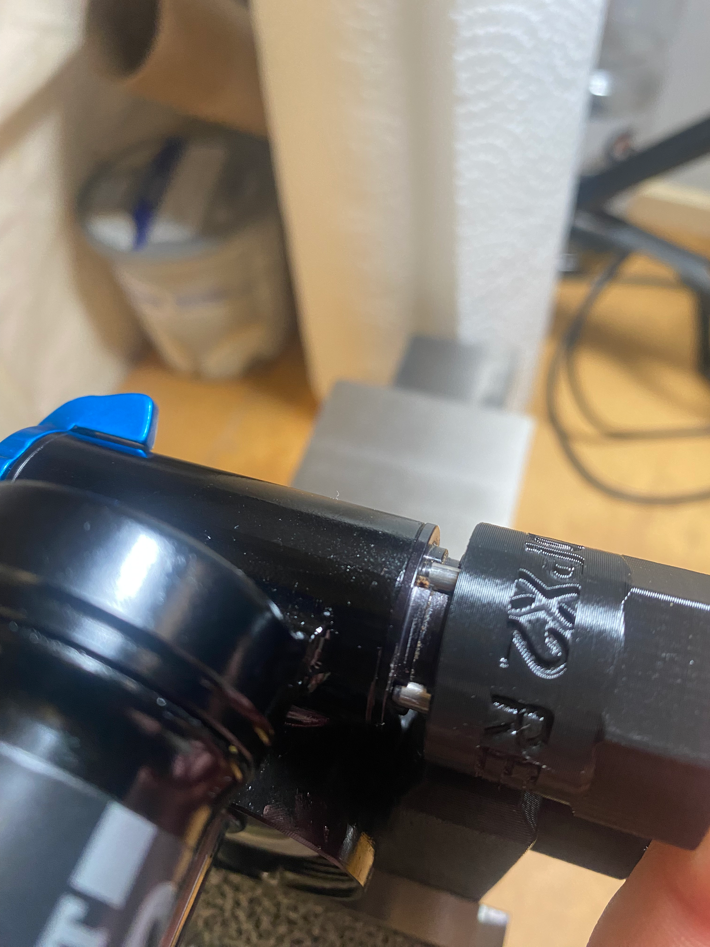 Home mechanic Cheap quality tools tested in Quebec for mountain bike suspension made by shockwave parts. Shockwave 3D printed tools.