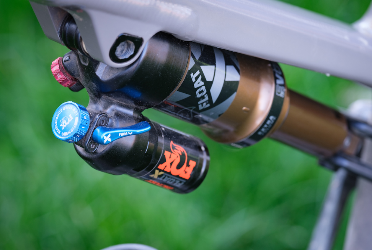 FOX FLOAT X Sealhead Pin Socket (2022+)