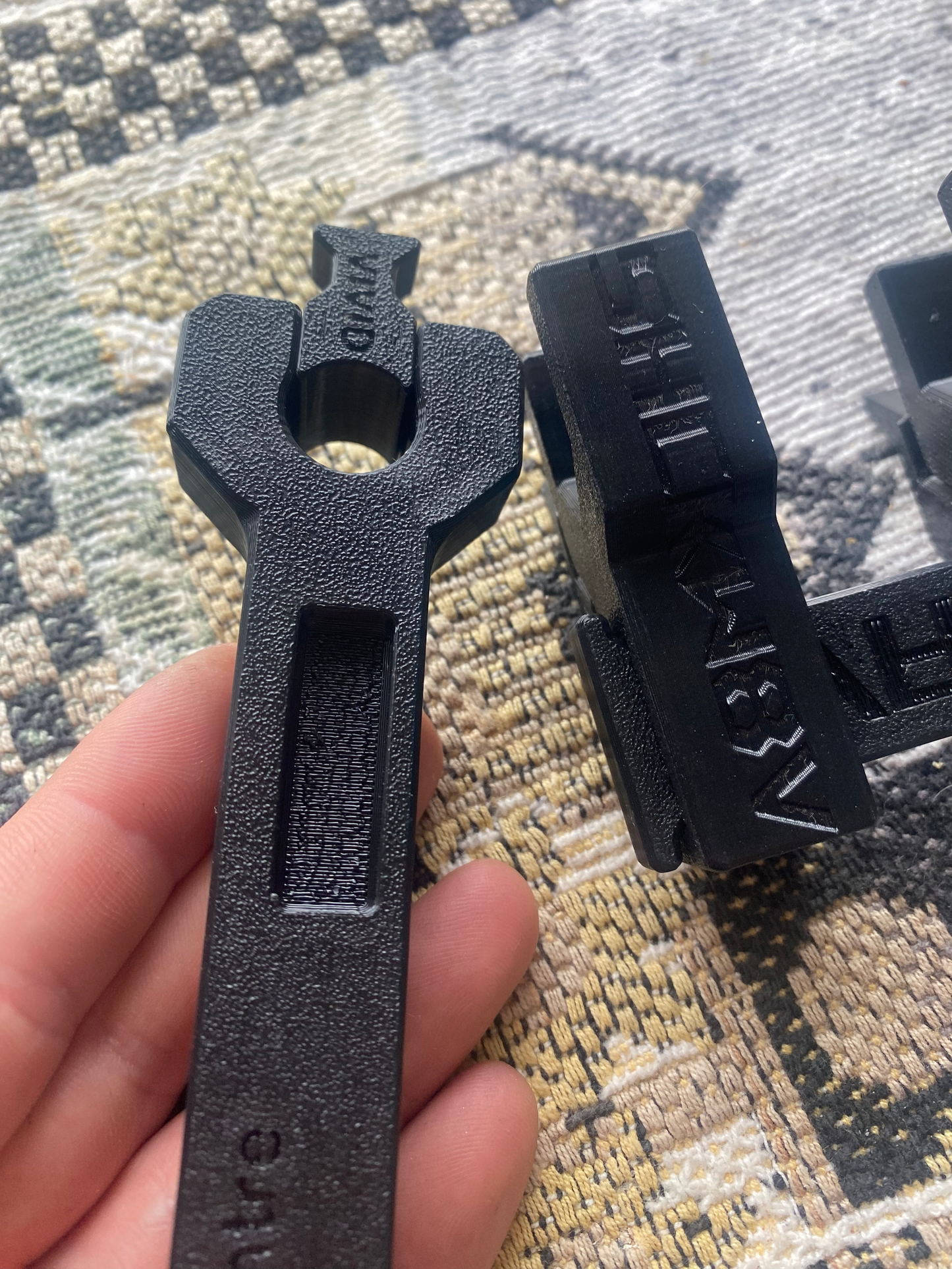 Cheap quality tools tested in Quebec for mountain bike suspension made by shockwave parts. Shockwave 3D printed tools.