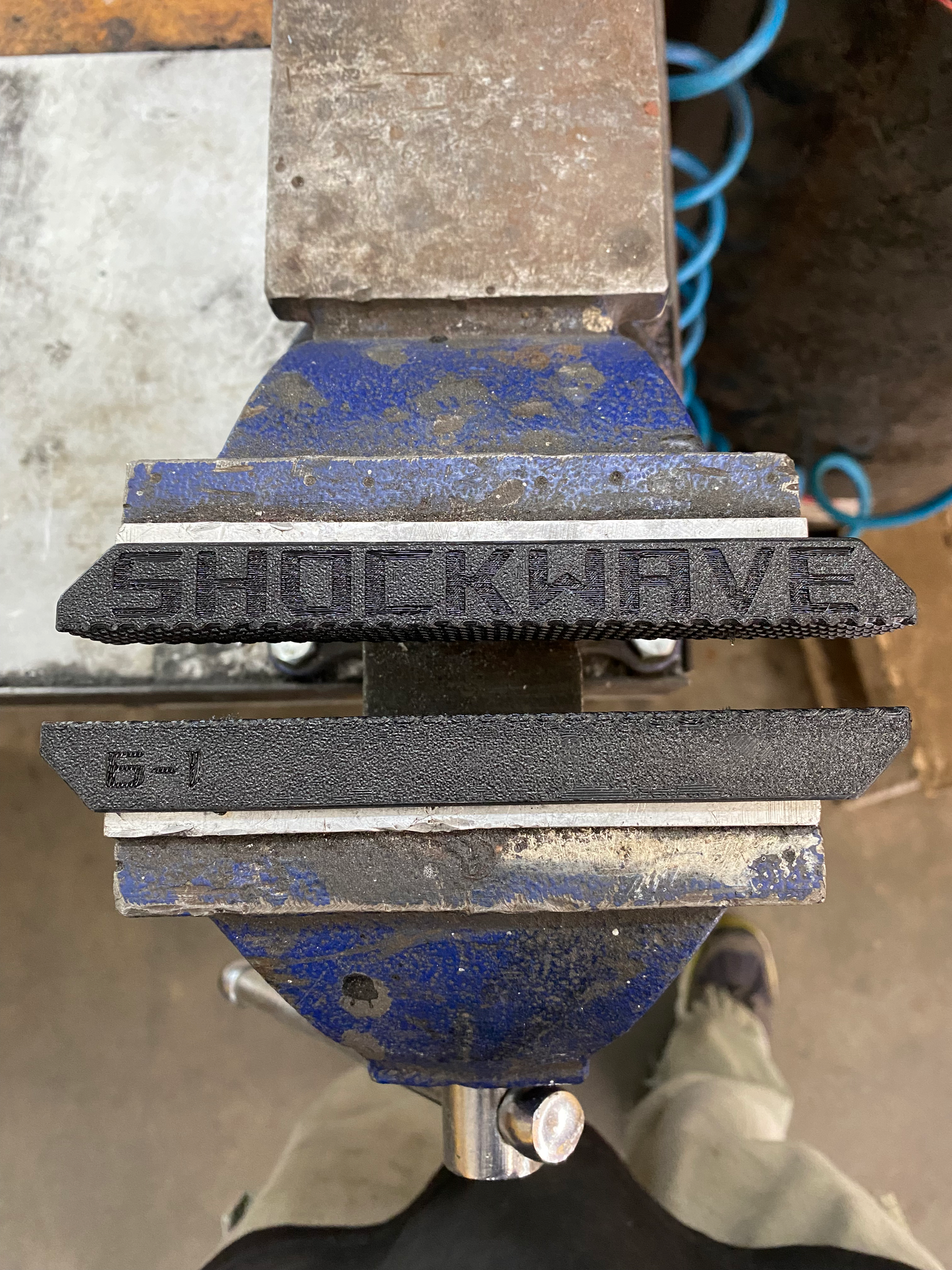 Home mechanic Cheap quality tools tested in Quebec for mountain bike suspension made by shockwave parts. Shockwave 3D printed tools.