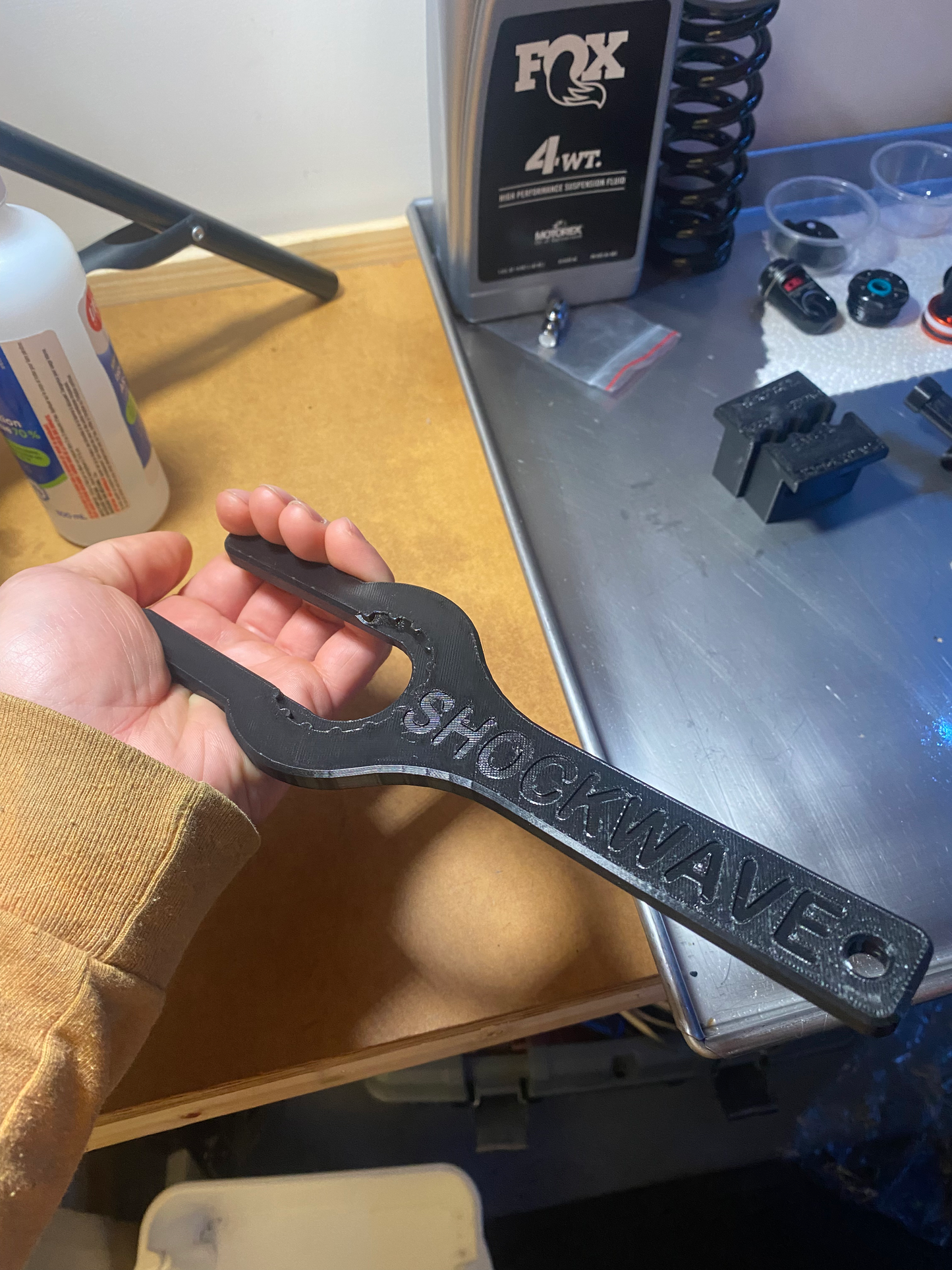 Home mechanic Cheap quality tools tested in Quebec for mountain bike suspension made by shockwave parts. Shockwave 3D printed tools.