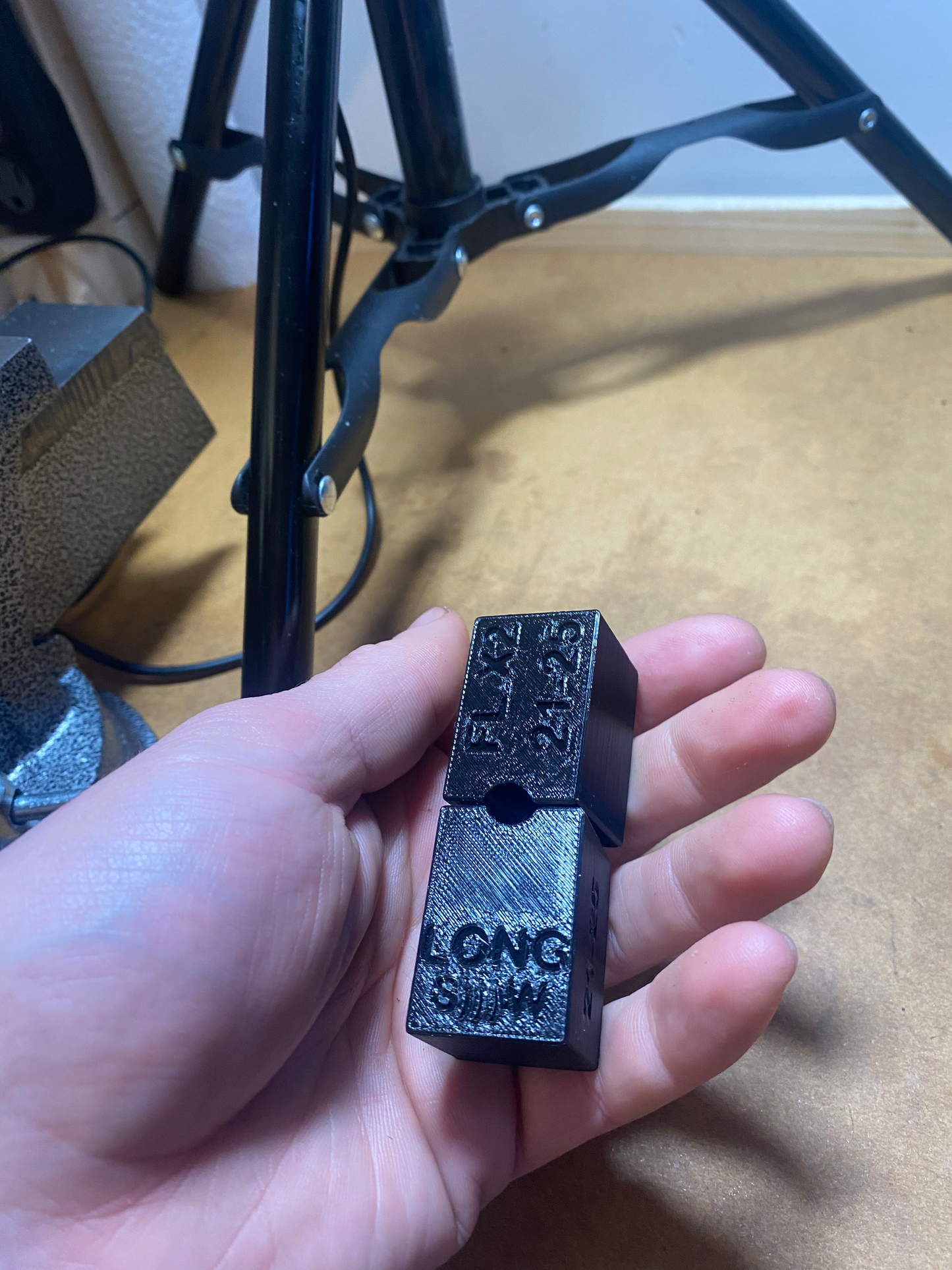 Home mechanic Cheap quality tools tested in Quebec for mountain bike suspension made by shockwave parts. Shockwave 3D printed tools.