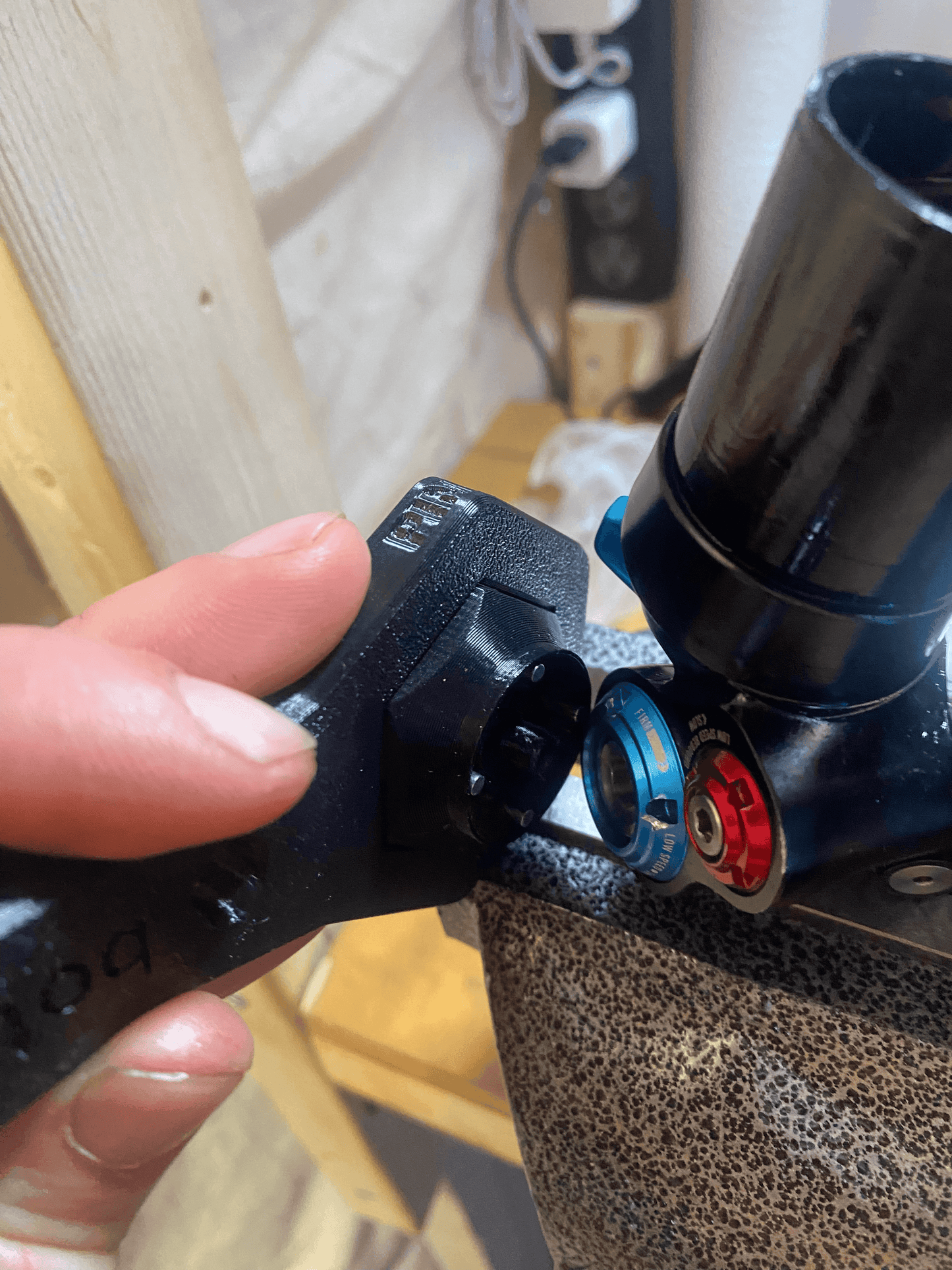 Compression Adjuster Socket for Fox X2 (2021–2025) - Shockwave Parts