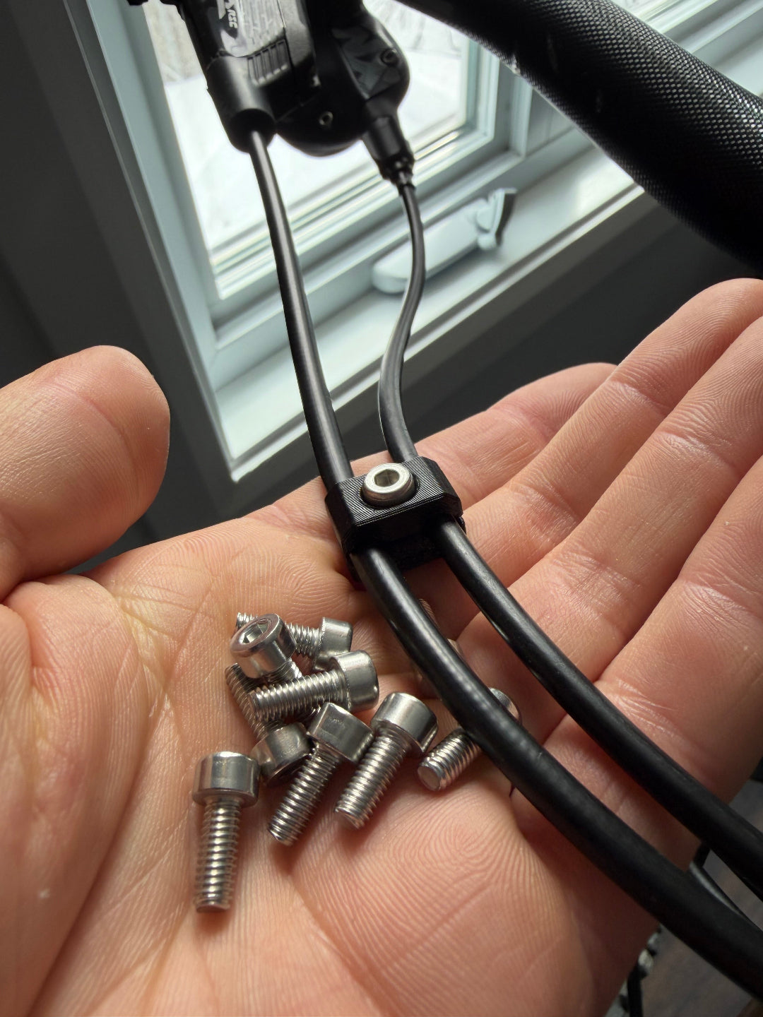 Shockwave Line Guides | Cockpit Hose Clamps