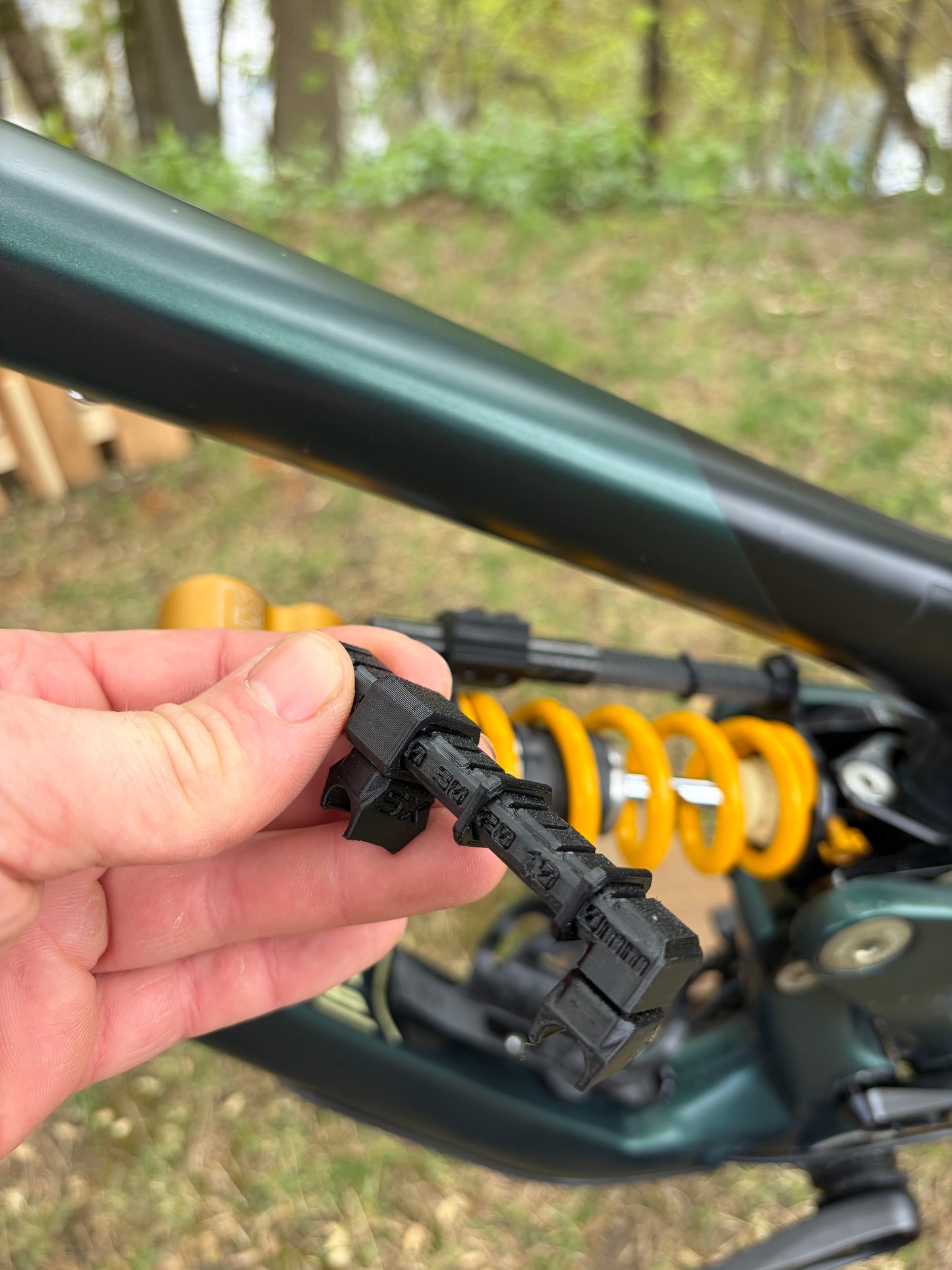 CoilTracker Clip DH | Downhill Coil Shock Travel Indicator