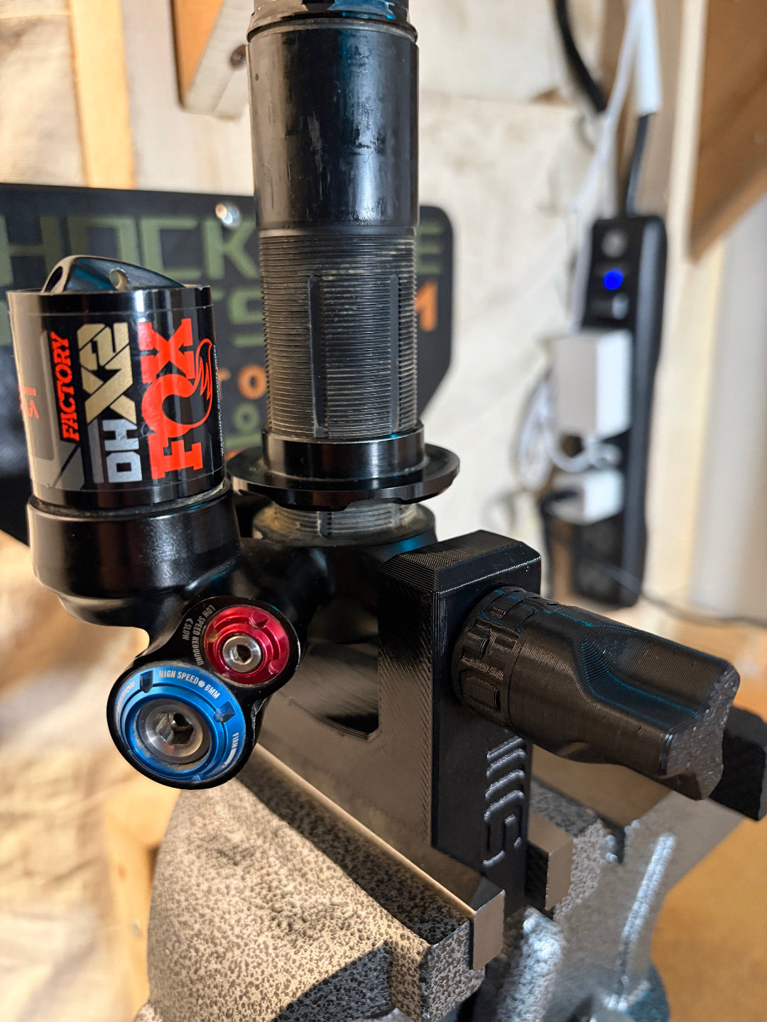 Trunnion Mount Shock Holder & Torque Tool V2