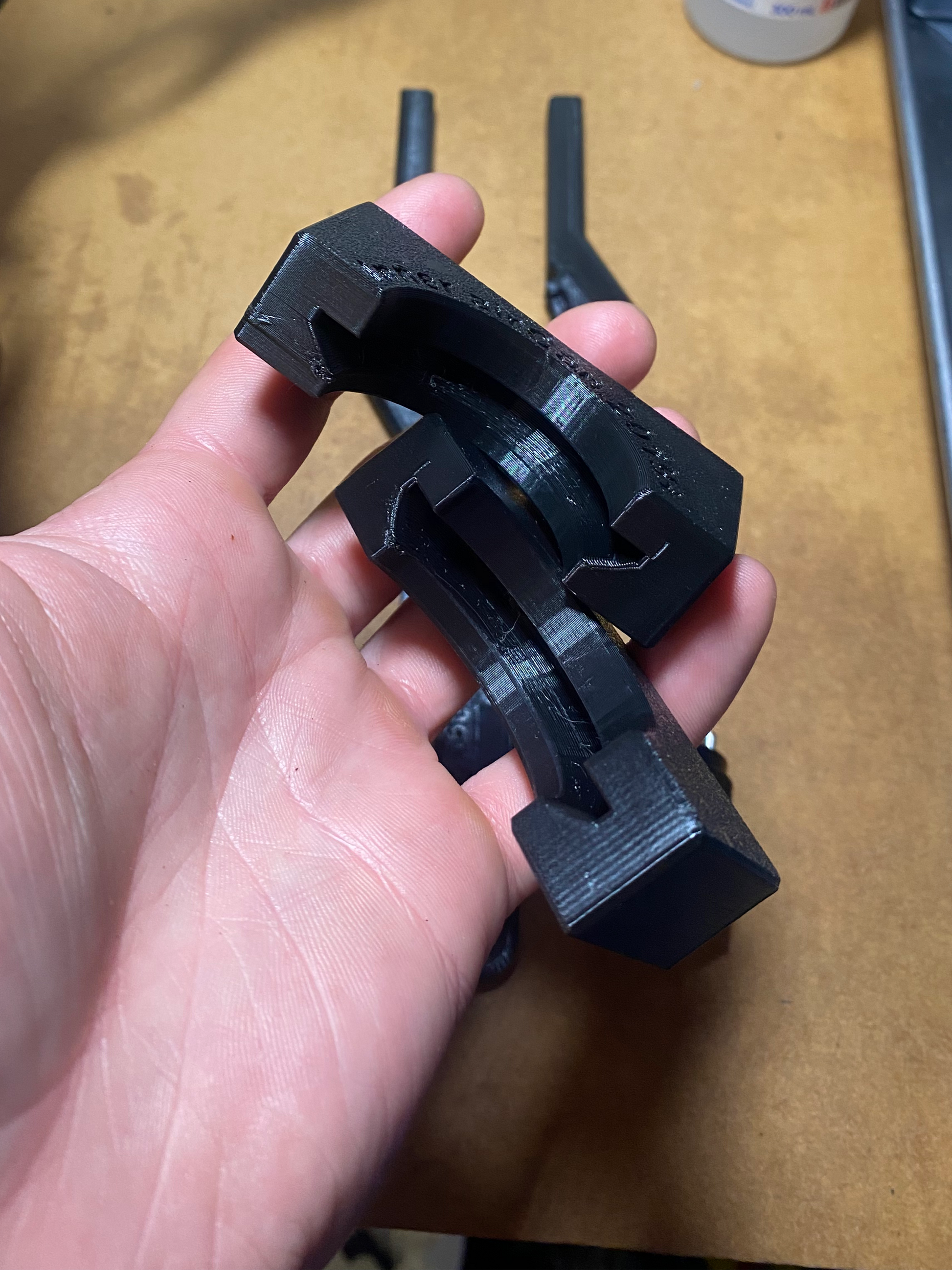 Home mechanic Cheap quality tools tested in Quebec for mountain bike suspension made by shockwave parts. Shockwave 3D printed tools.