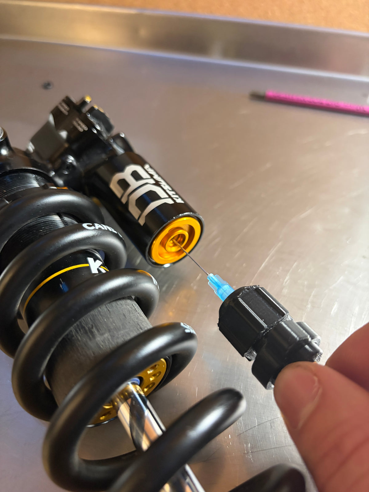 Adaptateur à aiguille pour pompe à shock | Pressurisation IFP et bladder