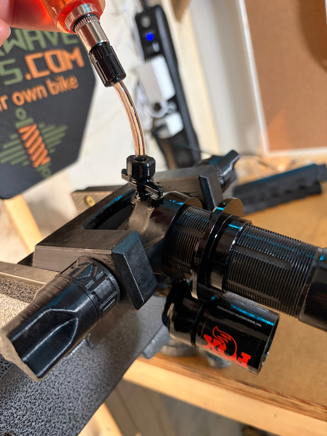 Float X 2022+ Bleed Adapter | DVO, Rockshox
