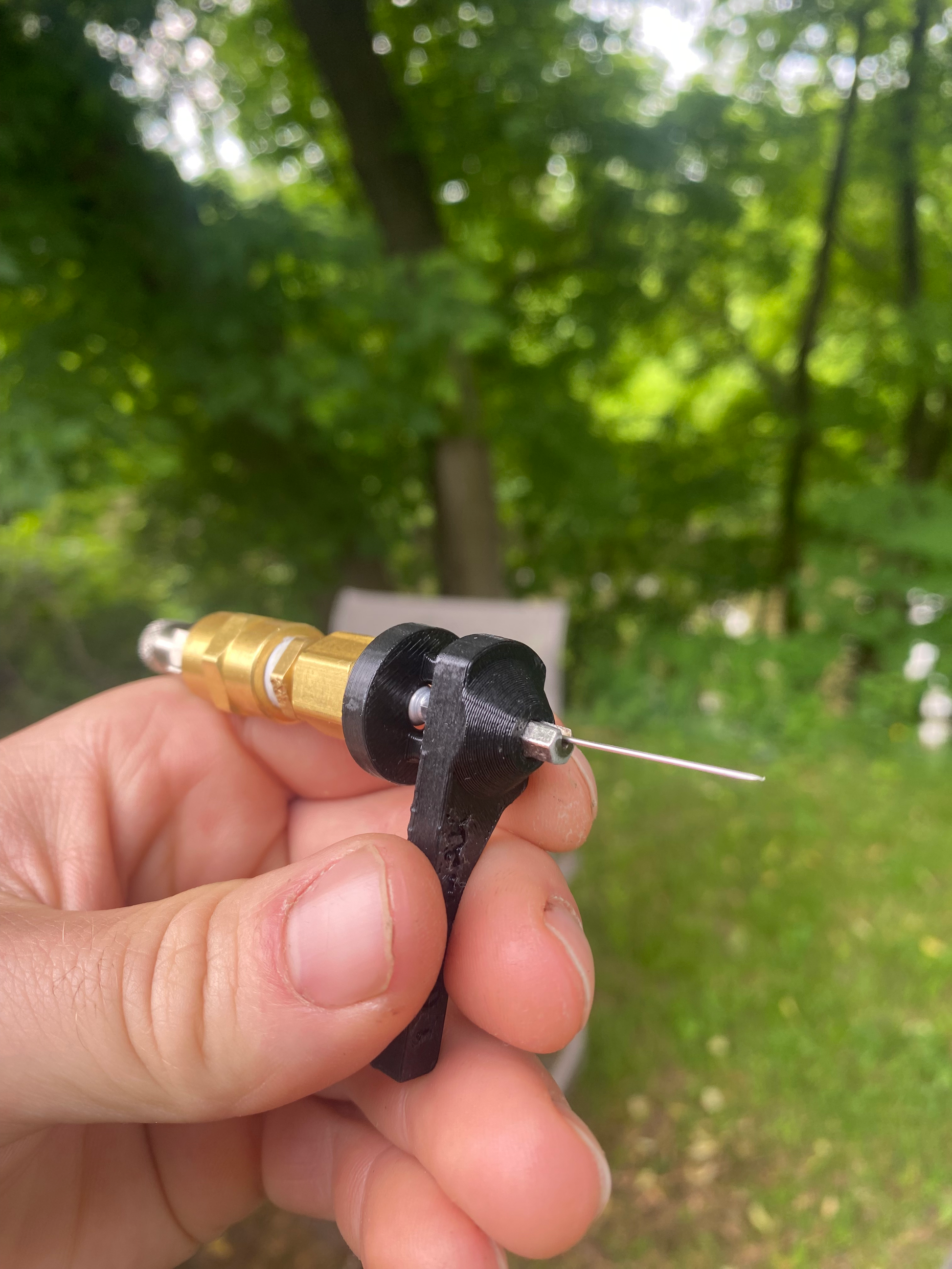 Cheap quality tools tested in Quebec for mountain bike suspension made by shockwave parts. Shockwave 3D printed tools.