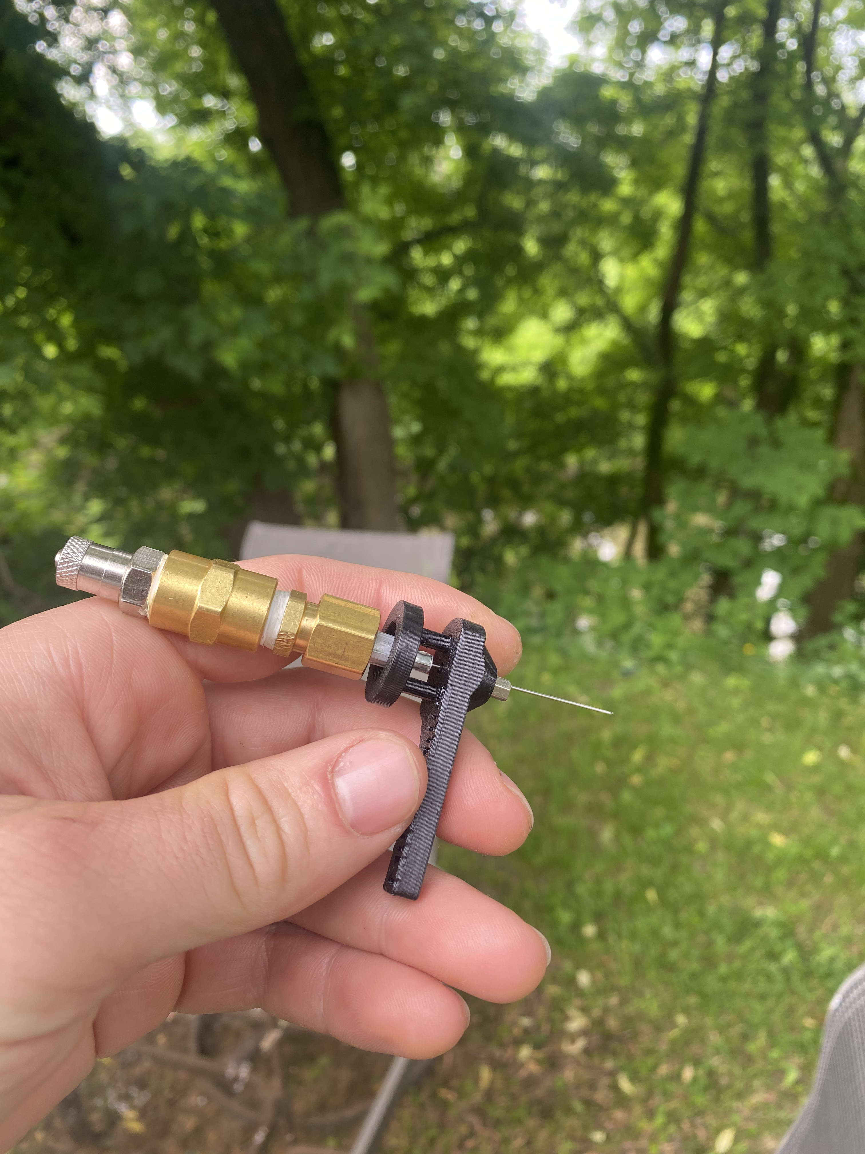 Cheap quality tools tested in Quebec for mountain bike suspension made by shockwave parts. Shockwave 3D printed tools.